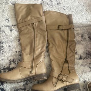 Tan leather boot, Charlotte Russe, Size 7. Good marterial, good condition